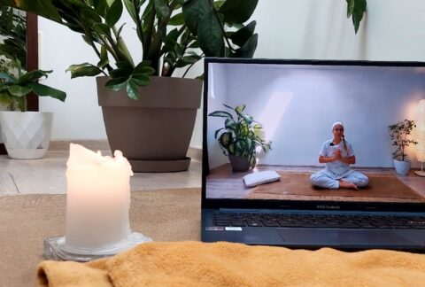 Kundalini Yoga online live